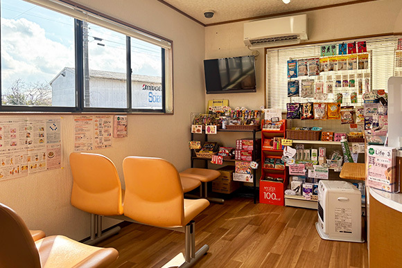 長生薬局 小林店　内観